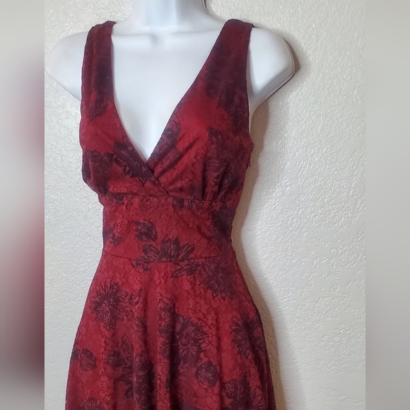 Vintage Ruby Velvet Red Floral Lace Double V Elegant Jackie O Midi Dress Medium - Picture 3 of 6